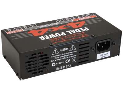 Voodoo Lab Pedal Power 4x4 | Soundland